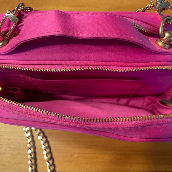 Authentic Prada Travel Hanbag - Picture 7 of 11